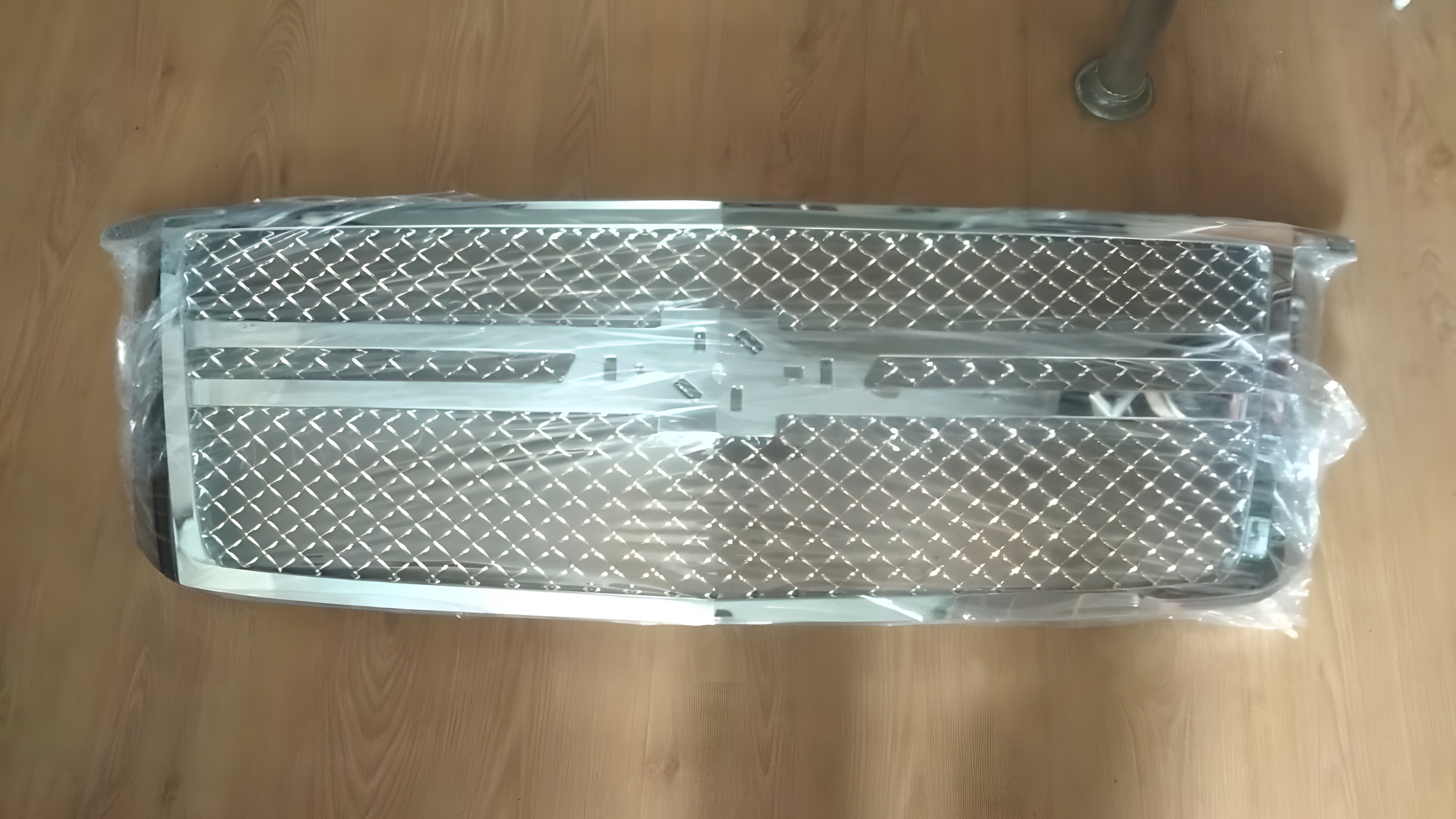 Хромированная решётка, 1 шт на Chevrolet Tahoe