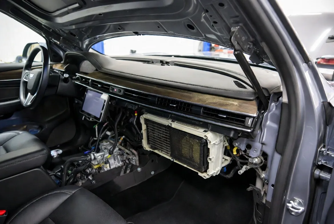 Срочная диагностика и заправка кондиционера Cadillac и Chevrolet