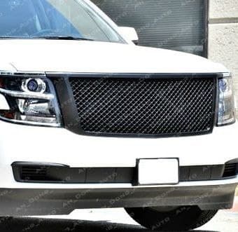 Чёрная решётка радиатора на Chevrolet Tahoe