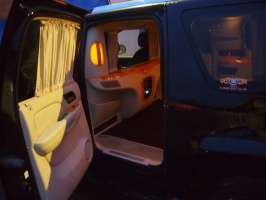 Офис на колёсах, VIP отделка