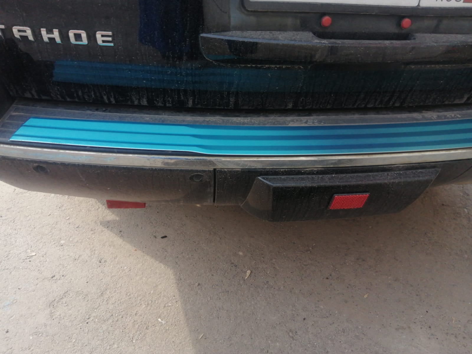 Хромированные накладка на подножку 5 двери на Chevrolet Tahoe 4 поколения.