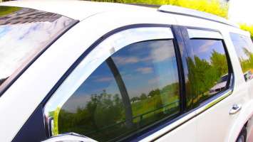 Дефлекторы окон